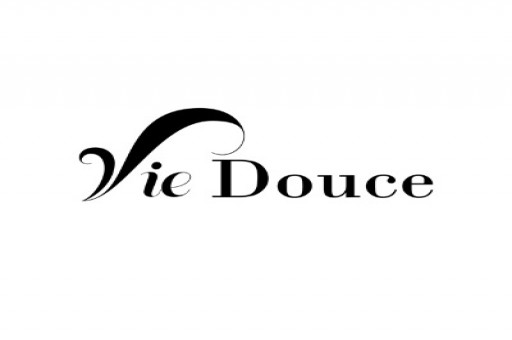 Vie Douce Lux - Merchandising